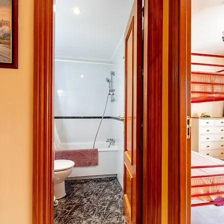 Apartment Cristianos 2 Bedroom Quiet Complex 200 Meters From The Ocean *