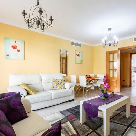 Cristianos 2 Bedroom Quiet Complex 200 Meters From The Ocean Apartment *