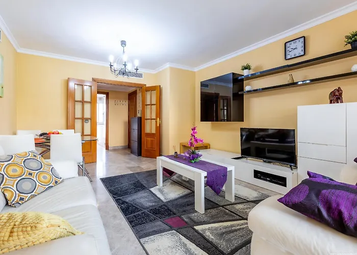 Cristianos 2 Bedroom Quiet Complex 200 Meters From The Ocean *