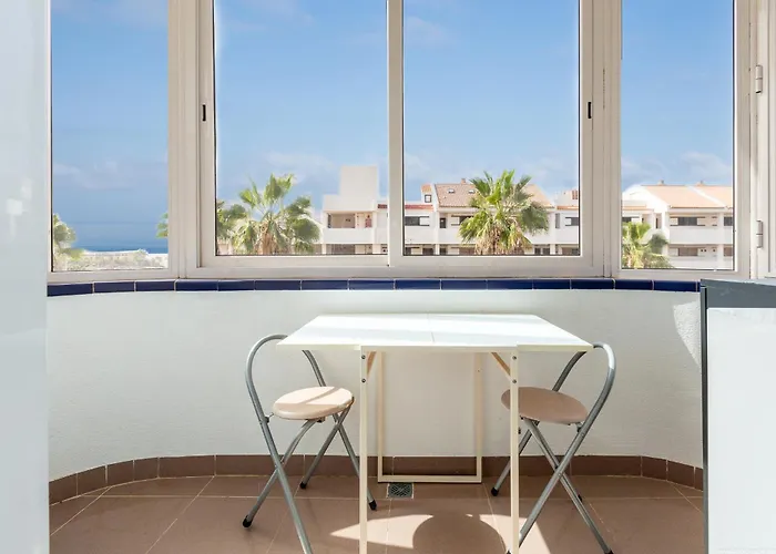 Cristianos 2 Bedroom Quiet Complex 200 Meters From The Ocean Los Cristianos (Tenerife)