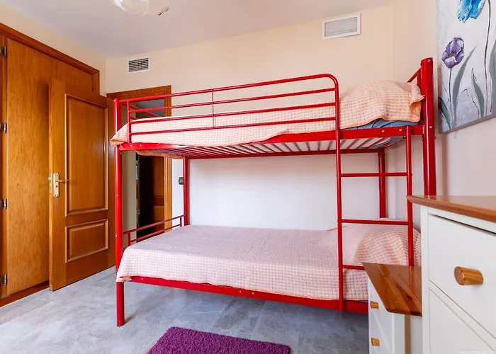 Cristianos 2 Bedroom Quiet Complex 200 Meters From The Ocean Διαμέρισμα *