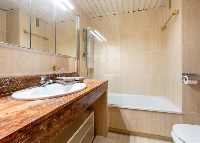 Cristianos 2 Bedroom Quiet Complex 200 Meters From The Ocean Los Cristianos (Tenerife)